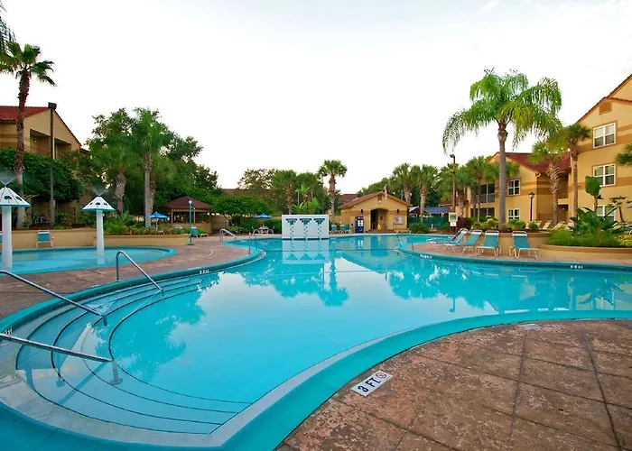 Blue Tree Resort At Lake Buena Vista